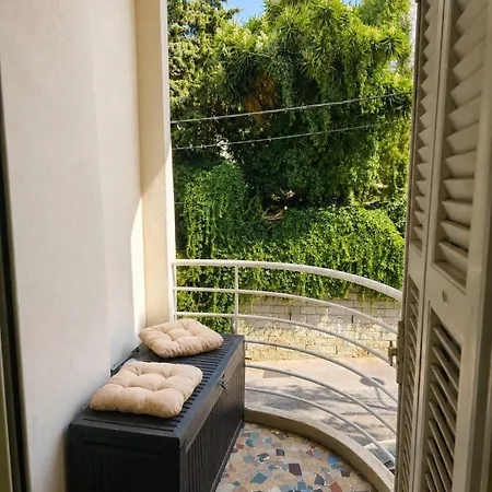 Charming 1-bedroom With Small Terrace, Fully Equipped * نيس