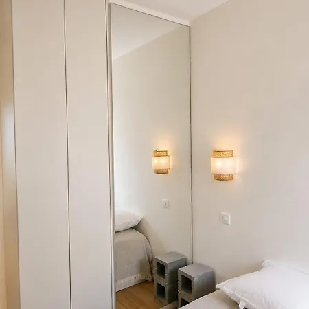 شقة Charming 1-bedroom With Small Terrace, Fully Equipped نيس